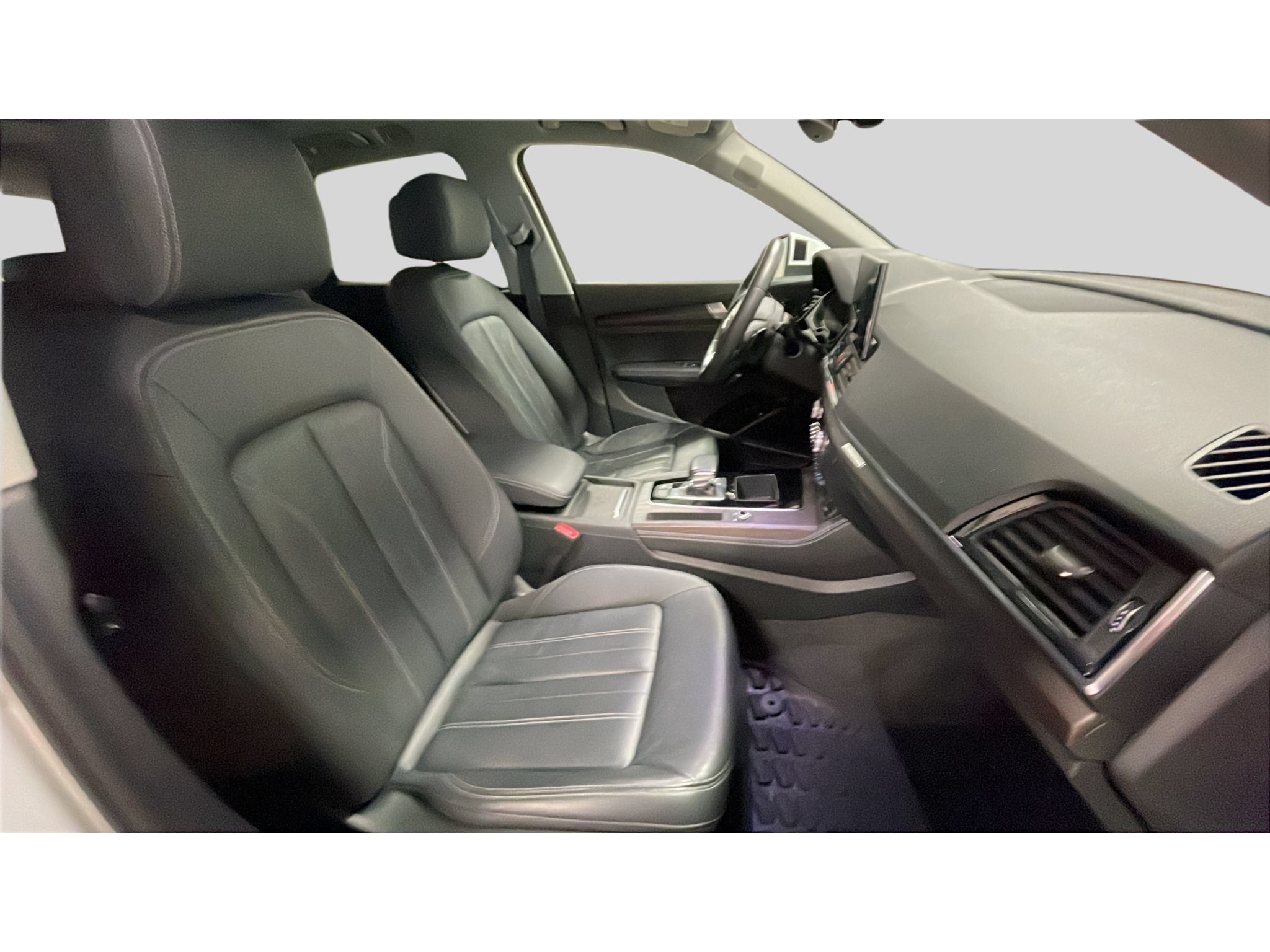 Used 2021 Audi Q5 2.0T Premium Plus w/ Premium Plus Package AWD/4WD image 18