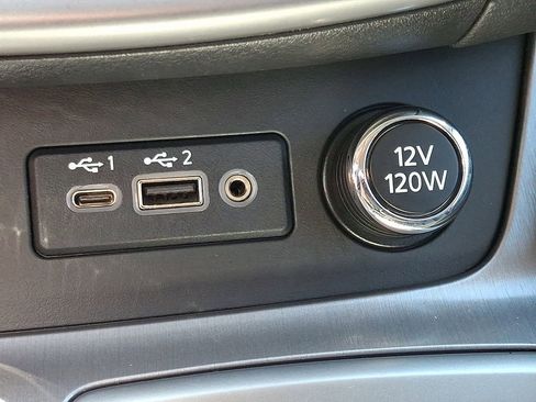 Used 2020 Nissan Murano SV w/ Premium Package AWD/4WD image 25