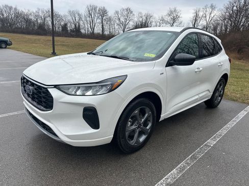 Used 2024 Ford Escape ST-Line w/ Tech Pack #1 image 5