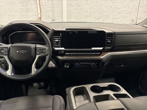 Used 2023 Chevrolet Silverado 1500 RST image 12