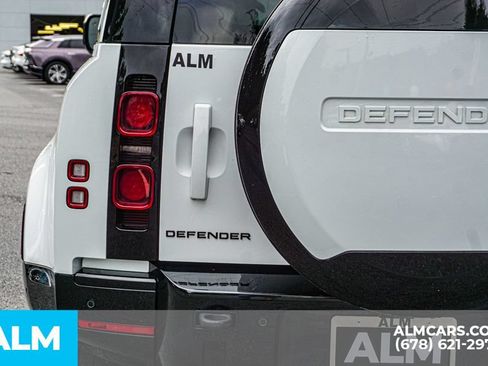 Used 2024 Land Rover Defender 110 X-Dynamic SE AWD/4WD image 12