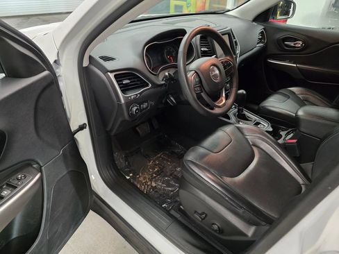 Certified 2022 Jeep Cherokee Latitude Lux FWD image 15