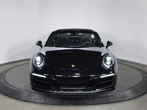 Certified 2019 Porsche 911 Targa 4 GTS AWD/4WD image 10