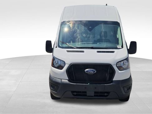 Used 2025 Ford Transit 250 148 High Roof AWD image 15