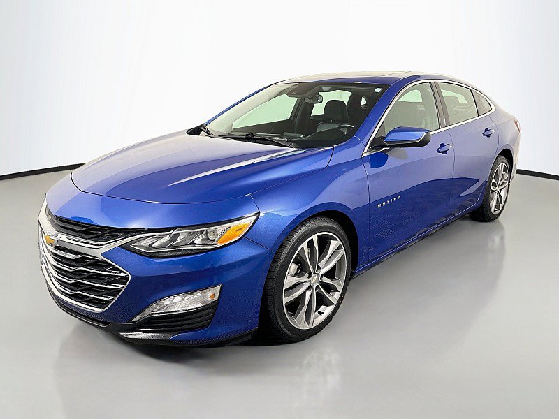 Used 2023 Chevrolet Malibu LT w/ Driver Confidence Package FWD image 3