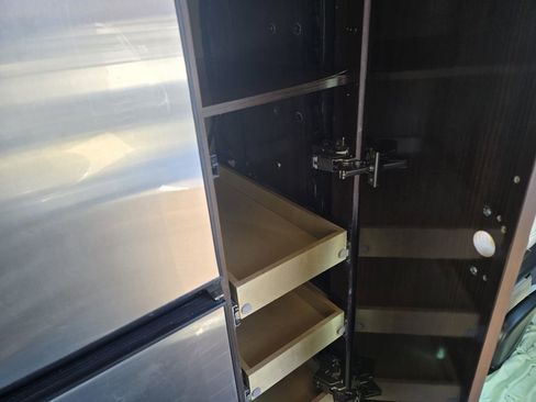 Used 2016 Mercedes-Benz Sprinter 3500 image 25