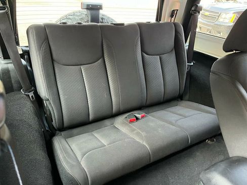 Used 2018 Jeep Wrangler Sport image 42