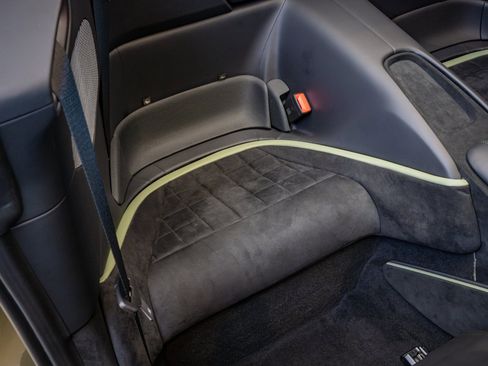 Used 2024 Ferrari Roma Spider image 24