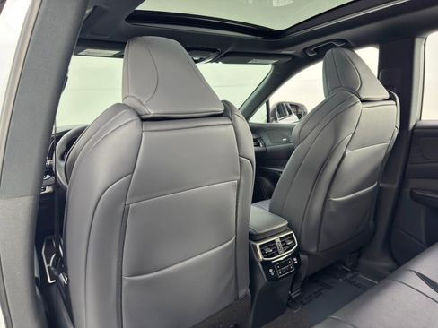 Used 2023 Lexus RX 500h F Sport w/ Cold Area Package image 36