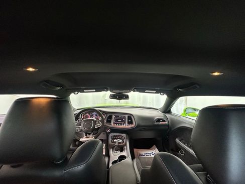 Used 2023 Dodge Challenger SRT Hellcat w/ Driver Convenience Group image 17