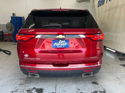 Used 2023 Chevrolet Traverse Premier AWD/4WD image 5