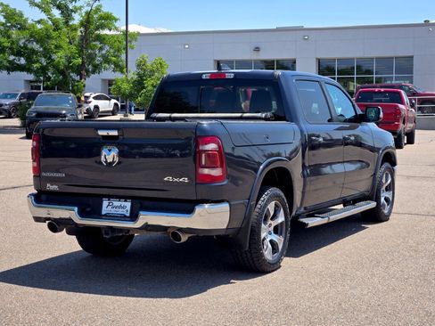 Used 2019 RAM 1500 Laramie AWD/4WD image 3
