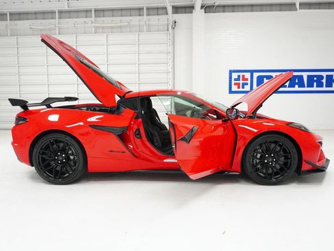 New 2026 Chevrolet Corvette Z06 w/ Z07 Performance Package image 15