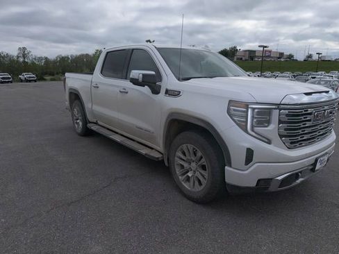 Used 2024 GMC Sierra 1500 Denali w/ Technology Package image 7