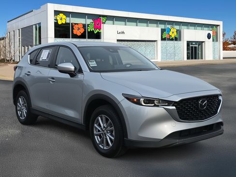 Used 2023 MAZDA CX-5 AWD 2.5 S w/ Preferred Package image 1