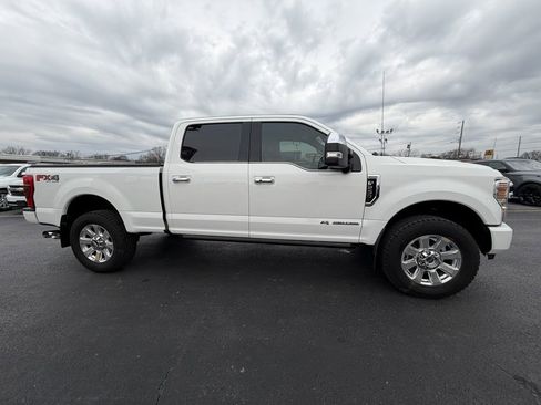 Used 2020 Ford F250 Platinum image 2