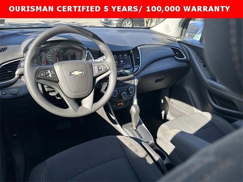 Certified 2022 Chevrolet Trax LS w/ Tint and Cruise Package image 13