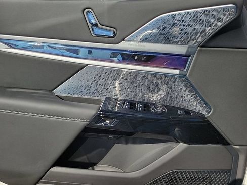 New 2026 BMW i7 xDrive60 AWD/4WD image 21