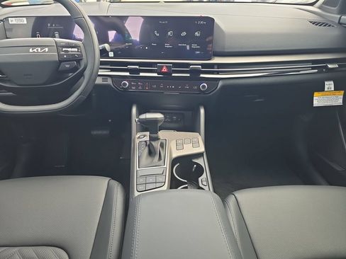 New 2026 Kia Sportage X-Line w/ X-Line Premium Package AWD/4WD image 15