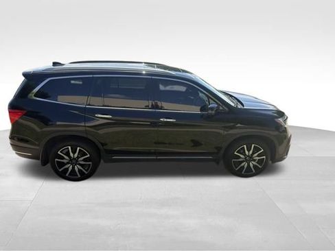 Used 2020 Honda Pilot Touring image 2