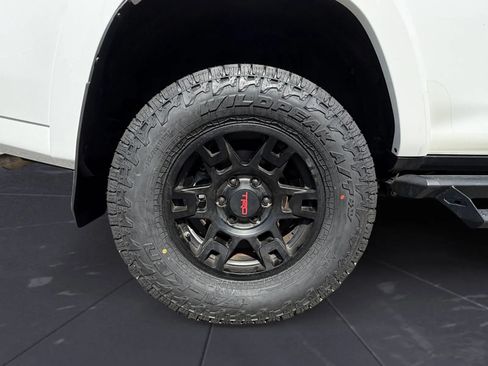 Used 2016 Toyota 4Runner TRD Pro AWD/4WD image 32