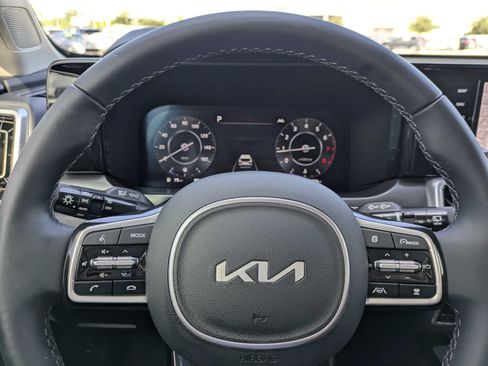 Certified 2023 Kia Sorento SX AWD/4WD image 35