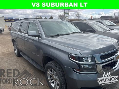 Used 2019 Chevrolet Suburban LT AWD/4WD image 3