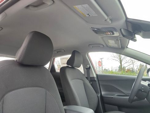 New 2026 Hyundai Kona SE image 11