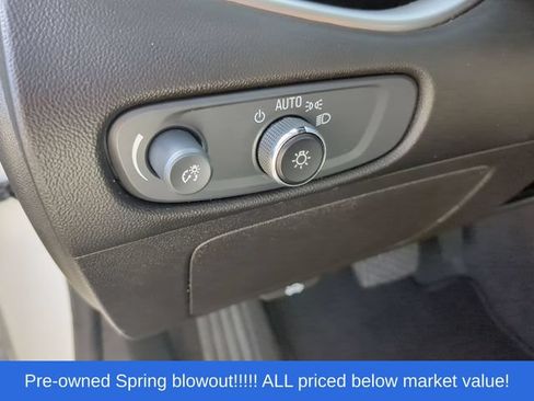 Used 2025 Chevrolet Malibu LT FWD image 25