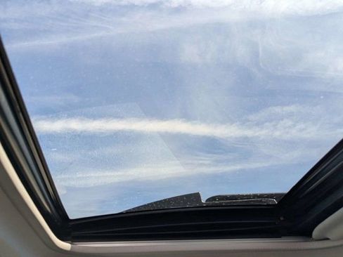 Used 2017 Subaru Outback 2.5i Premium image 21