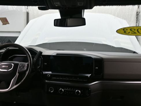Used 2023 GMC Sierra 1500 SLT image 13