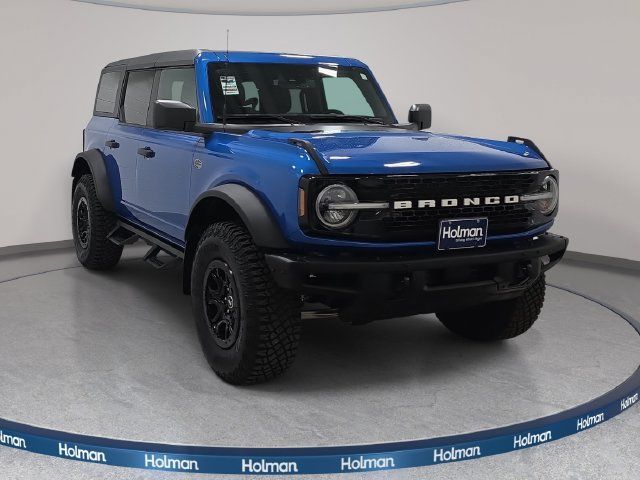 Certified 2024 Ford Bronco Wildtrak AWD/4WD image 4