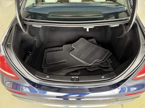 Used 2017 Mercedes-Benz E 300 4MATIC image 10