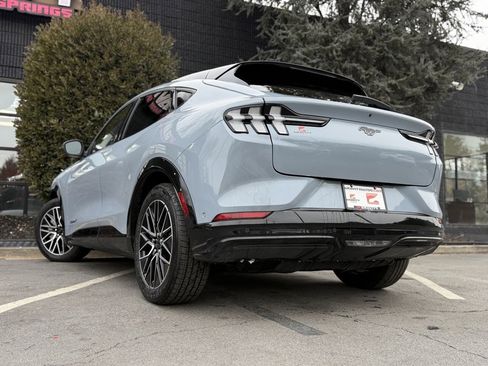 Used 2024 Ford Mustang Mach-E Premium image 20