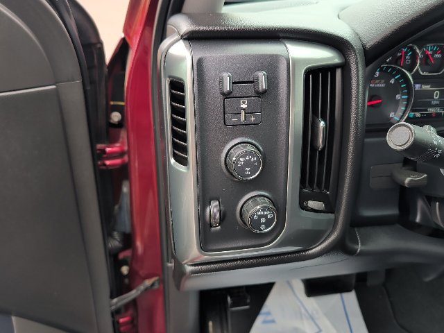 Used 2017 Chevrolet Silverado 1500 LT w/ All Star Edition AWD/4WD image 19