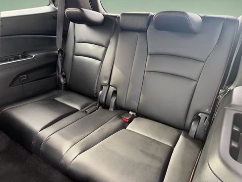 Used 2022 Honda Pilot Black Edition image 24