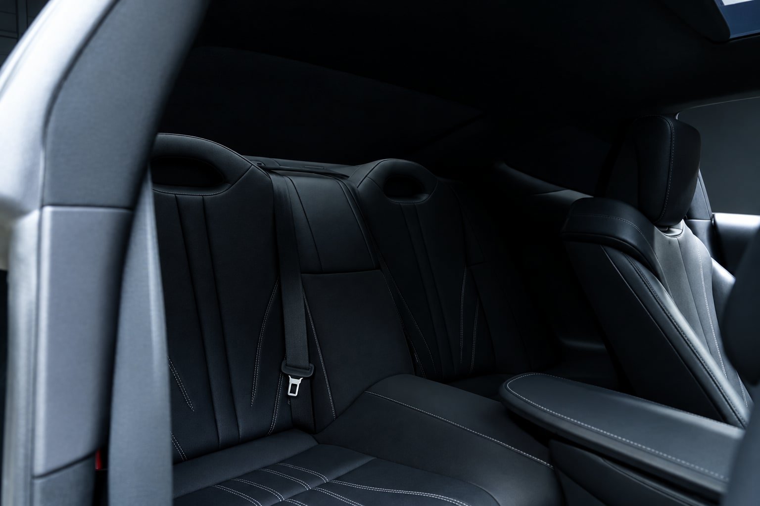 Used 2019 Lexus LC 500 Coupe w/ Touring Package RWD image 31