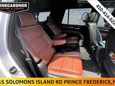 Used 2023 GMC Yukon Denali Ultimate w/ LPO, Floor Liner Package AWD/4WD image 25