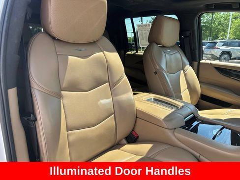 Used 2019 Cadillac Escalade ESV Platinum AWD/4WD image 37