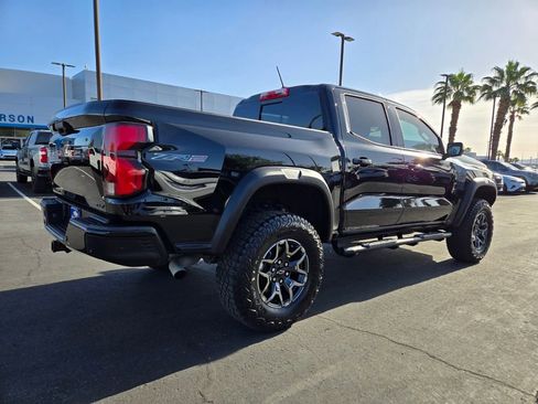 Used 2024 Chevrolet Colorado ZR2 w/ ZR2 Convenience Package III image 6
