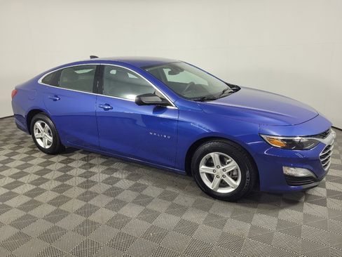 Used 2023 Chevrolet Malibu LS FWD image 11