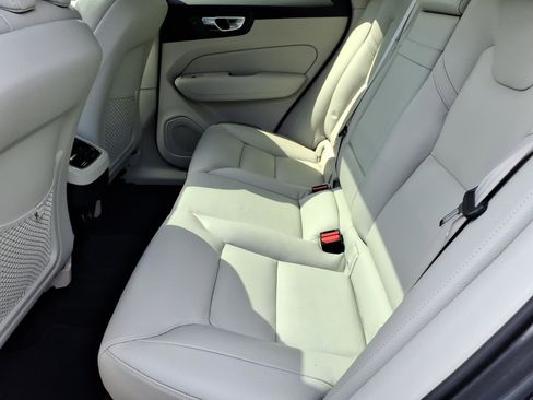 Used 2019 Volvo XC60 T6 Inscription AWD/4WD image 10