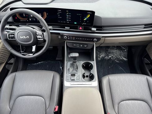 New 2026 Kia Carnival image 13