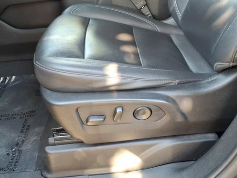 Used 2024 Chevrolet Tahoe LT RWD image 22