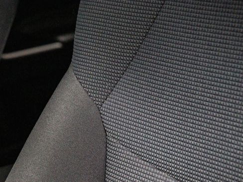 Certified 2025 Toyota RAV4 LE FWD image 24