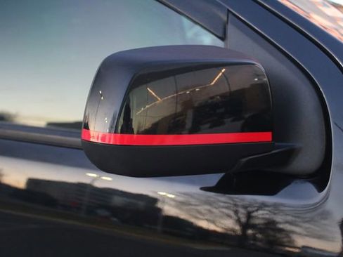 Used 2021 Chevrolet Colorado LT w/ Redline Special Edition image 13