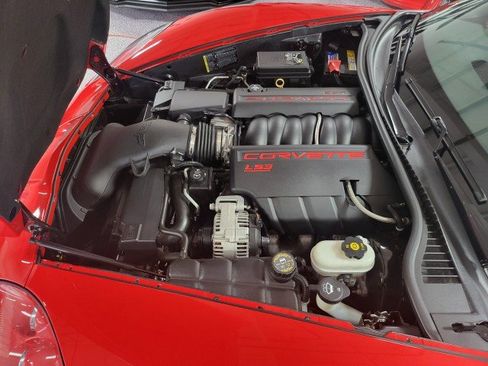 Used 2010 Chevrolet Corvette Grand Sport w/ Preferred Equipment Group image 15