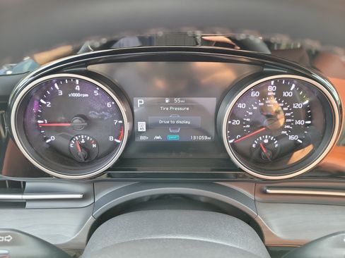 Used 2022 Kia Carnival SX FWD image 26