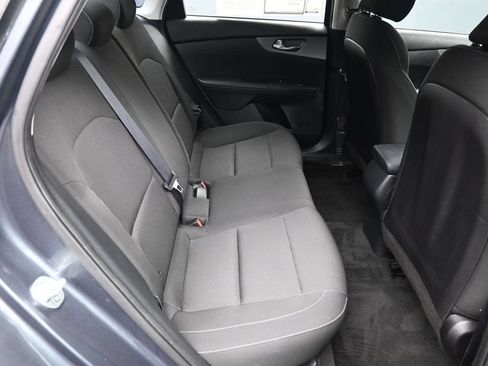 Certified 2021 Kia Forte LXS FWD image 22