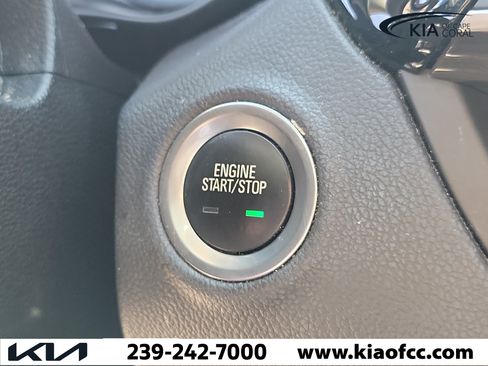 Used 2020 Buick Envision Essence FWD image 30
